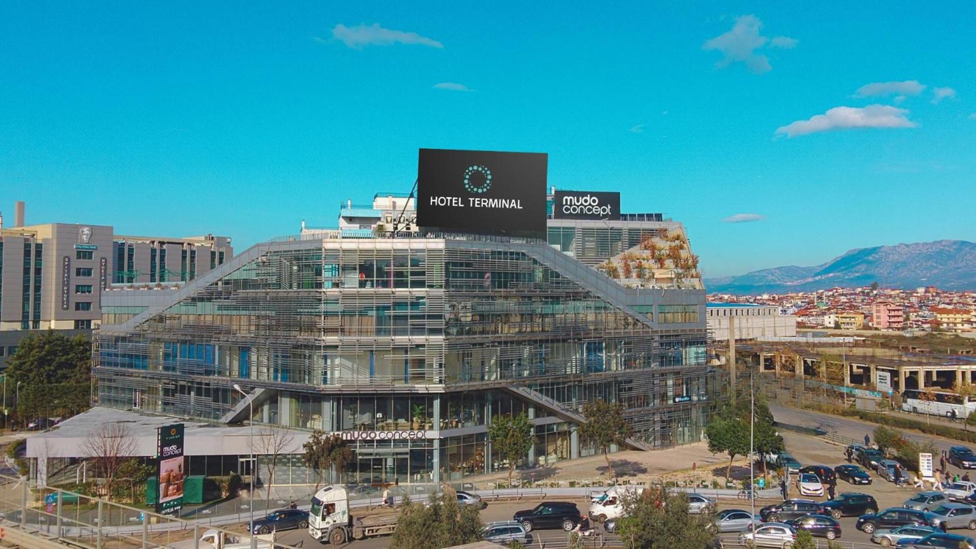 Hotel Terminal Tirana Bregu i Lumit Экстерьер фото